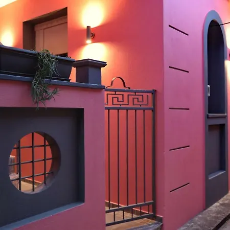 House Fouxia Lejlighed