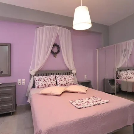 House Fouxia Lejlighed